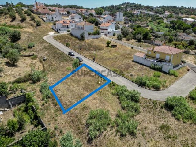 Terreno urbano de 288m2 na Chamusca