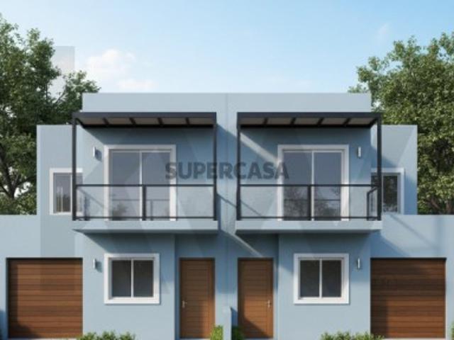 Terreno Urbano de 371m2 Lote 69 para construção de moradia geminada em Urbanização com mais Lotes