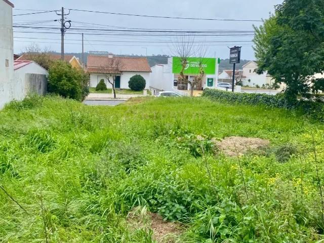 Terreno Urbano em Valado de Frades, Nazaré Excelente Oportunidade!