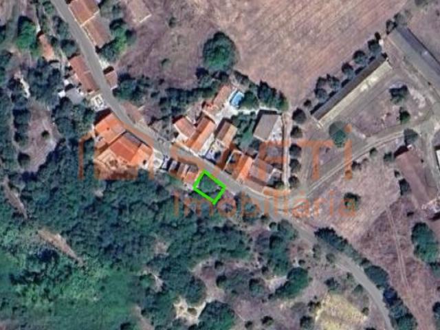 Terreno Urbano em aldeia tranquila