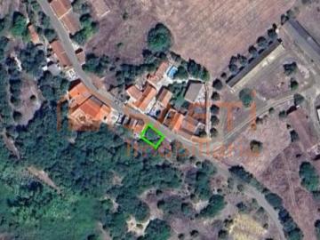 Terreno Urbano em aldeia tranquila