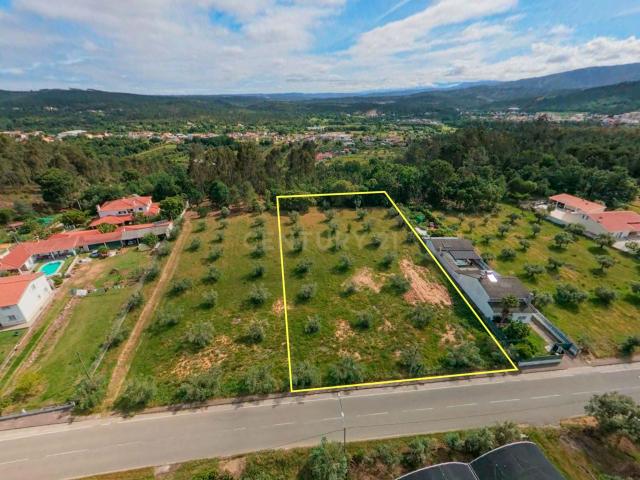 Terreno Urbano em Arganil 4262m² por 85.000€