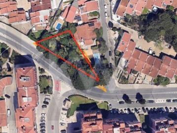 Terreno Urbano em Carcavelos para Venda