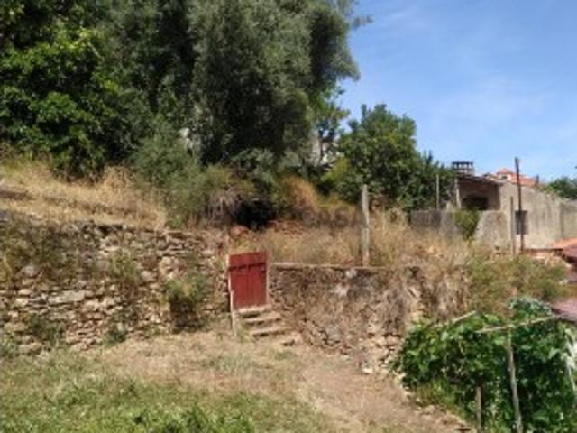 Terreno Urbano em Castelo Viegas