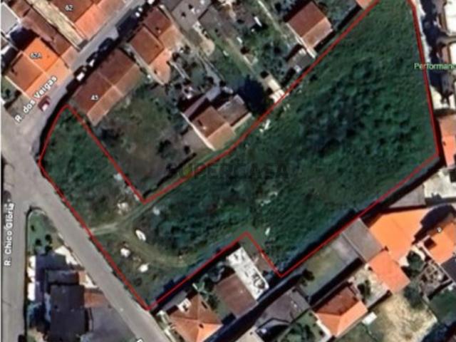Terreno urbano em Fão com projeto aprovado