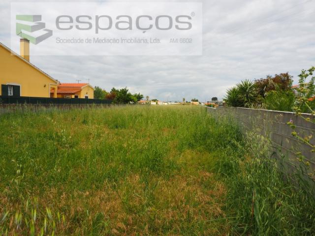 Terreno urbano em Marinhais