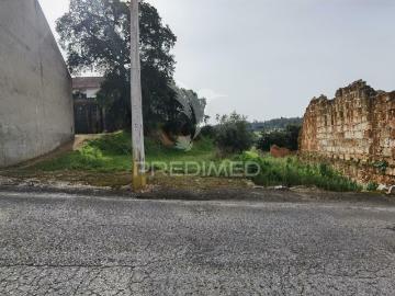 Terreno urbano Espinheiro / Alcanena