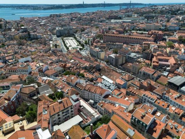 Terreno Urbano, Graça, Lisboa