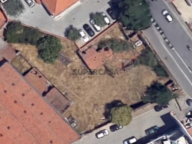 Terreno para construção em altura, urbano, Beja