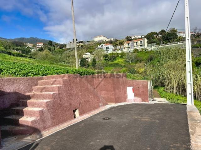 Terreno Urbano Llano en Venta | Ponta do Sol