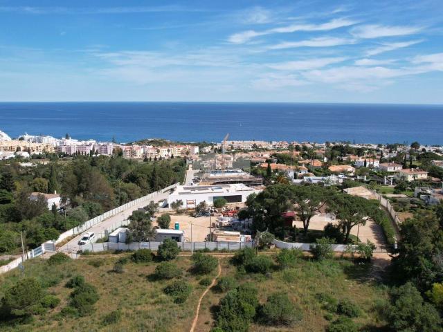 Terreno com projeto na Praia da Luz com Vista Mar