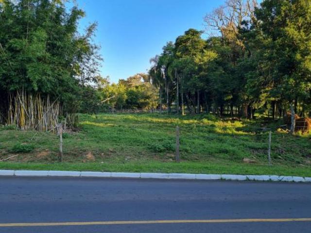 Terreno urbano na subida de Lajeadinho! Possui 764,23m² de área tot