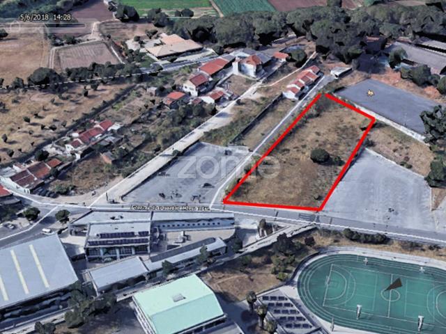 Terreno Urbano no Centro de Loures