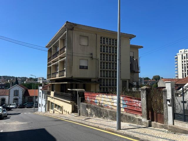 Terreno urbano no centro São João da Madeira