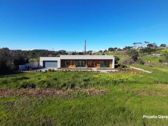 Terreno Urbano p/ construção em Caeiros Mafra