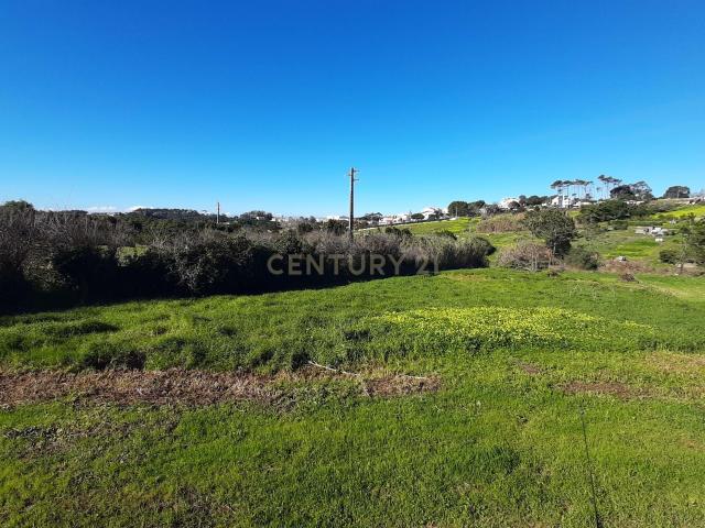Terreno Urbano p/ construção em Caeiros Mafra