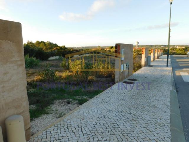 TERRENO URBANO PARA MORADIA GEMINADA PRAIA DO TONEL VISTA MAR