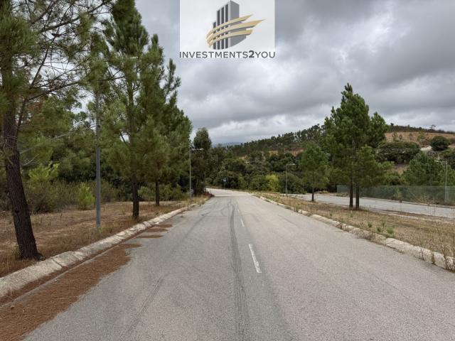 Terreno Urbano para Comércio ou Serviços de Fundo Imobiliário