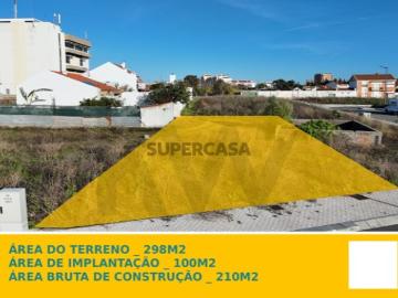 Terreno urbano para construção Barreiro 298m2 210m2 de construção 2 pisos