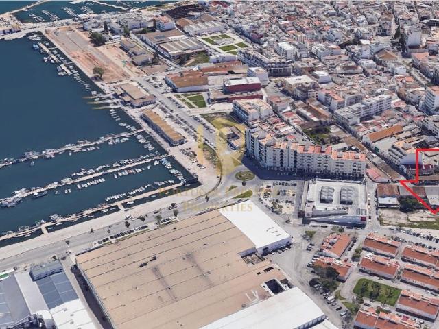 Terreno urbano para construção de 3 Prédios Zona Ribeirinha Olhão