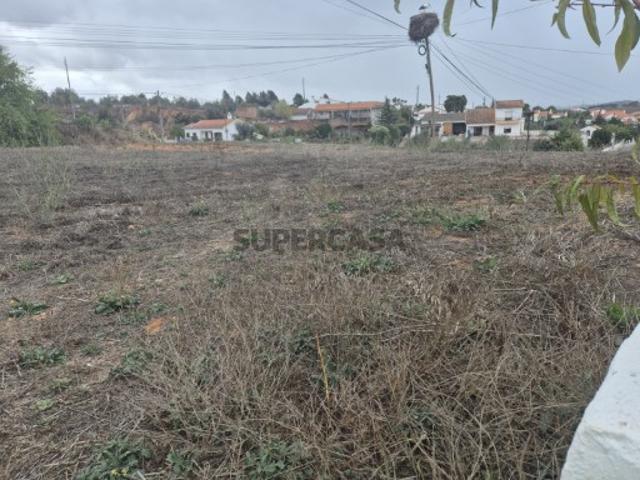 Terreno urbano para construção de moradias em Garvão Ourique