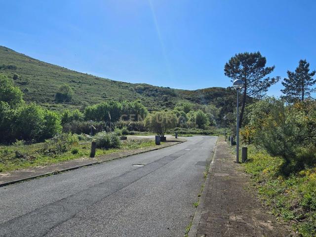 Terreno urbano para construção Alcainça Malveira