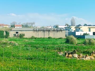 Terreno Urbano para Construção em Vila Verde