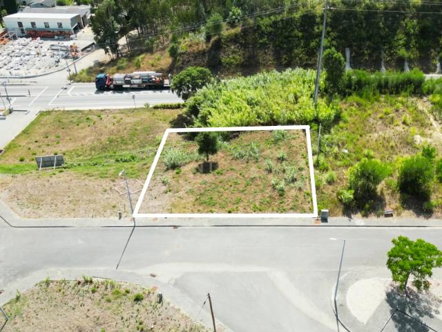 Terreno Urbano de 441m² em Loteamento | A 15km de Aveiro