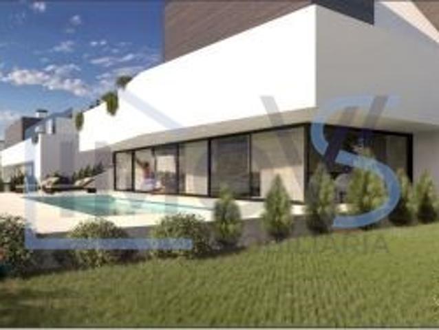 Terreno urbano para construção localizado na Quinta da Martinela Rio Fundeiro