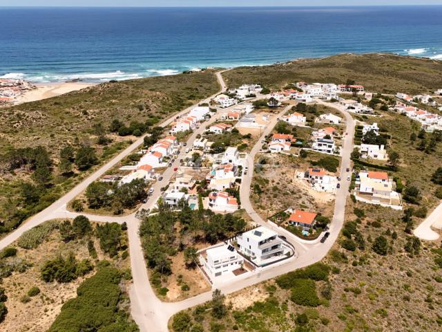 Terreno urbano para venda em Aljezur