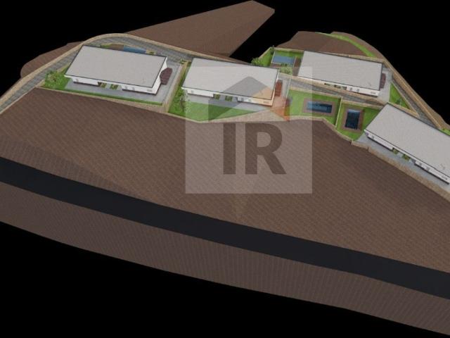 Terreno Urbano Projeto para 4 Moradias