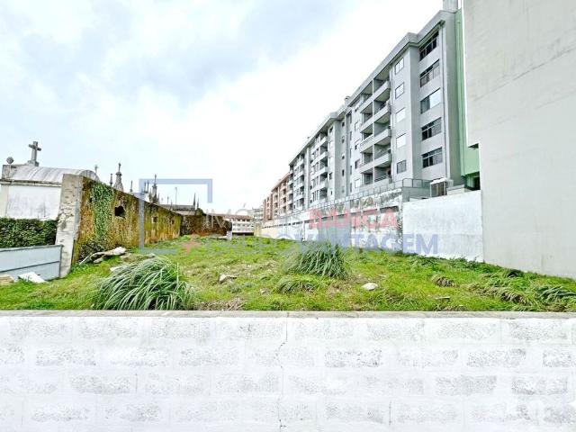 Terreno Urbano Premium no Centro de Ovar Oportunidade Única de Investimento