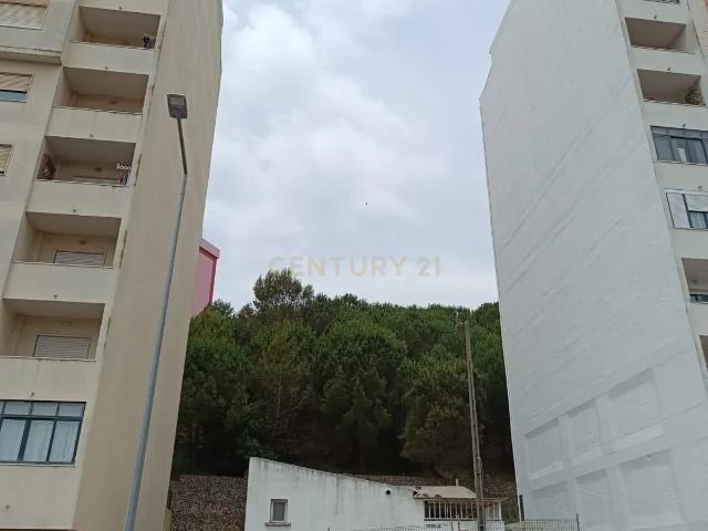 Terreno urbano | Queluz