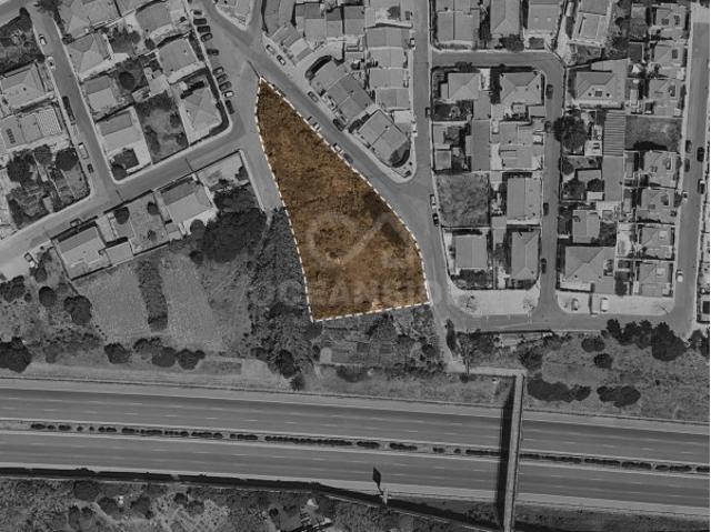 Terreno urbano S. Domingos de Rana / 2754 m2