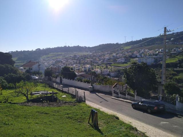 Terreno Urbanos em S. João dos Montes Alhandra