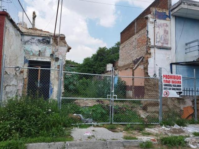Terreno uso suelo mixto, ideal bodegas o departamentos en colonia céntrica