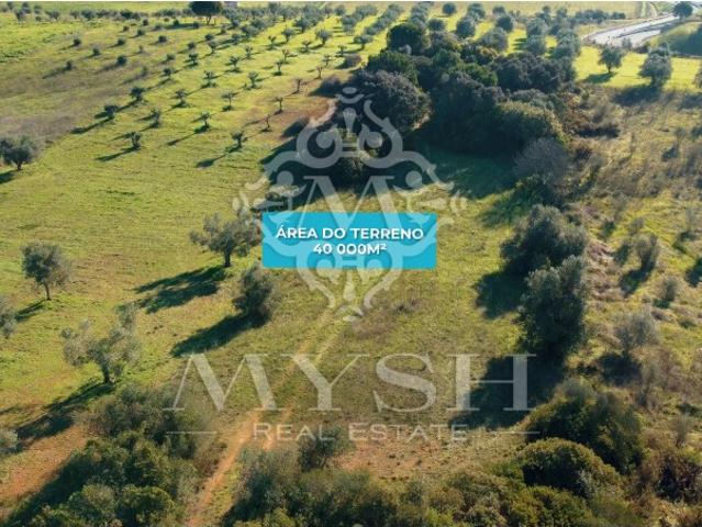TERRENO VENDE 41430 M2 120 000€ Construção de 1 MORADIA