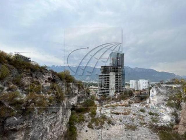 Terreno Venta en Cumbres Del Valle, Monterrey