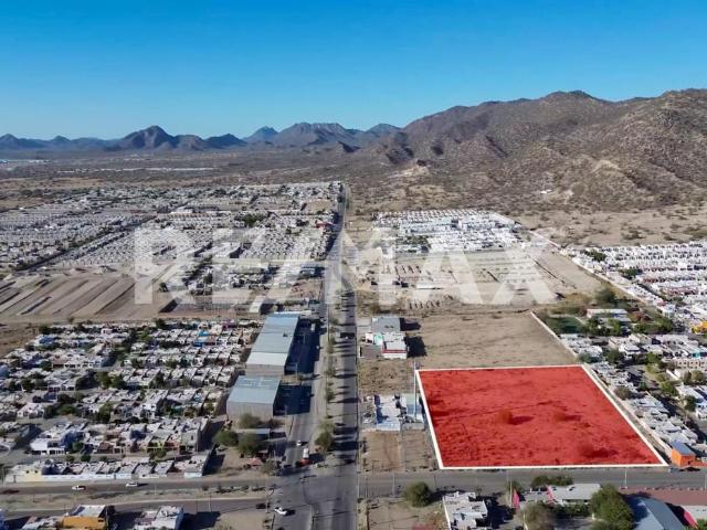 Terreno venta sobre Blvd. Luz Valencia