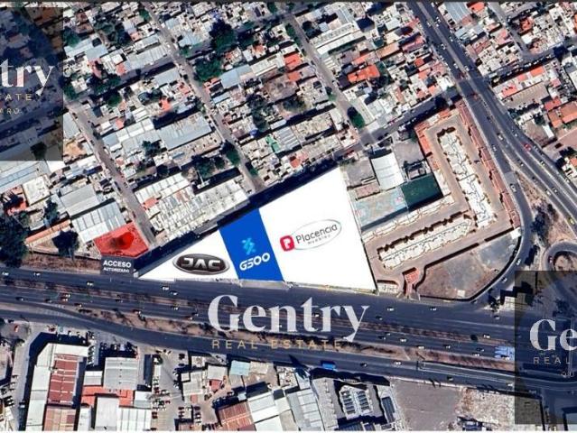 Terreno Venta y Renta Blvd. Bernardo Quintana Uso comercial