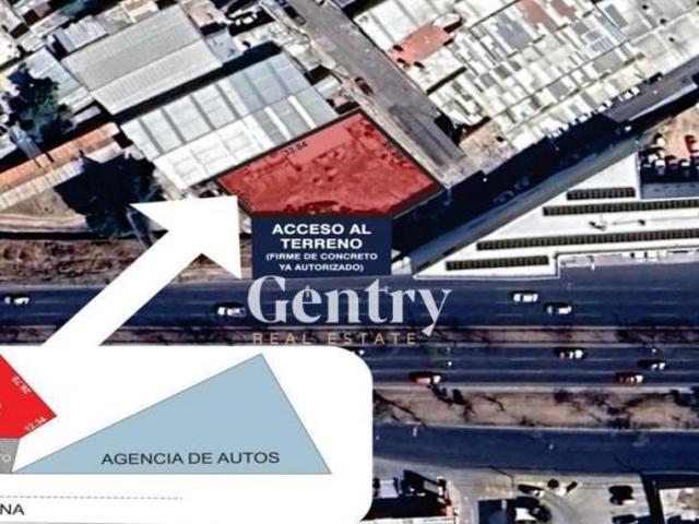 Terreno Venta y Renta Blvd. Bernardo Quintana Uso comercial