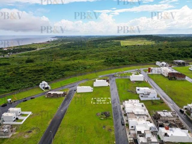 Terreno Vía Marina En Venta en Fracc. Lomas del Mediterráneo, Riviera Veracruzana
