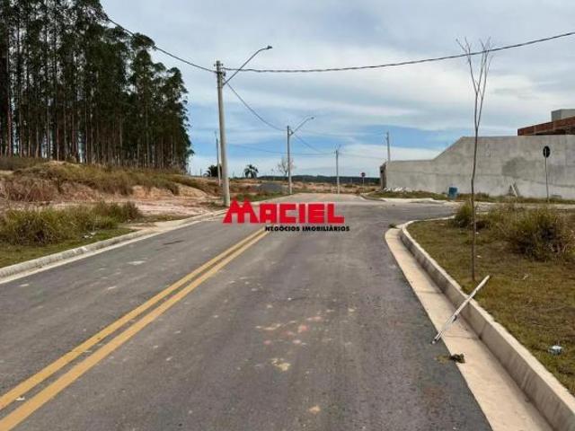 TERRENO VILA AMÉLIA, EM EXCELENTE LOCALIZAÇÃO