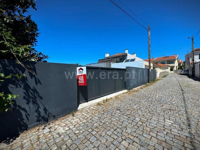 Terreno / Vila Nova de Gaia, Canelas