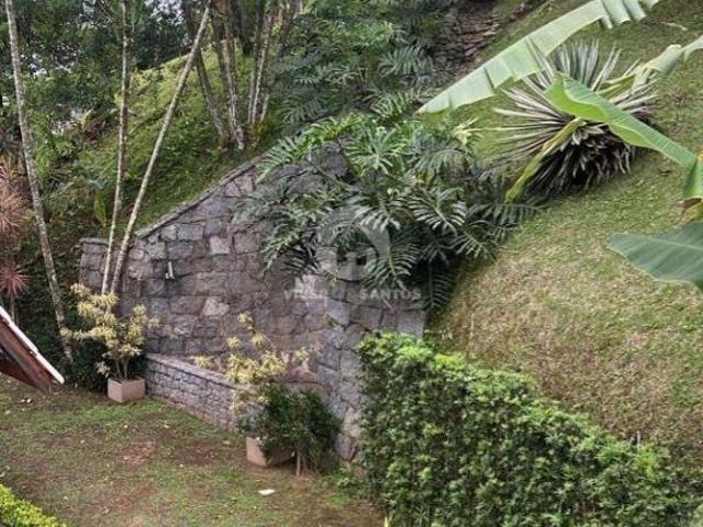 Terreno vista mar à venda no Morro Santa Terezinha, 680 m² por R$ 2.300.000