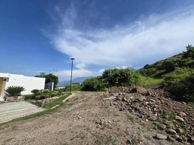 TERRENO VISTA LAGO EN JOCOTEPEC OPORTUNIDAD $950,000