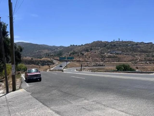 Terreno Virtud Comercial Entrando A Tecate Excelentemente Ubicado