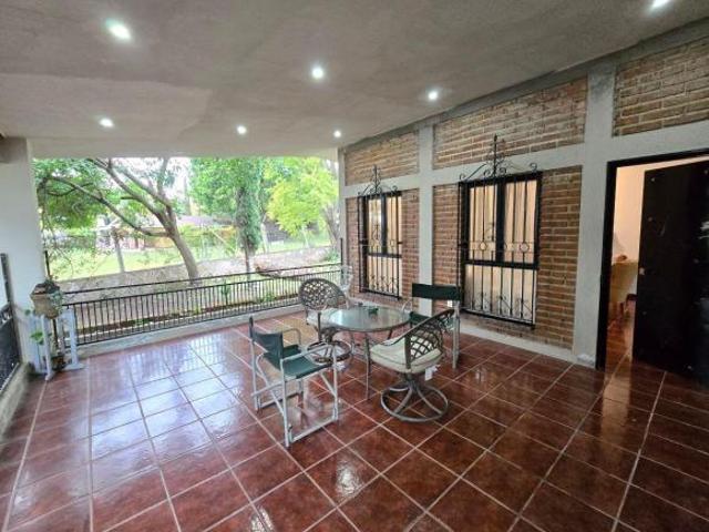 Terreno y casa de campo en Venta en El Arenal, Jalisco
