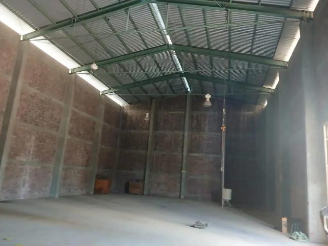 Terreno y Bodega Indistrial en Bruno Pagliali