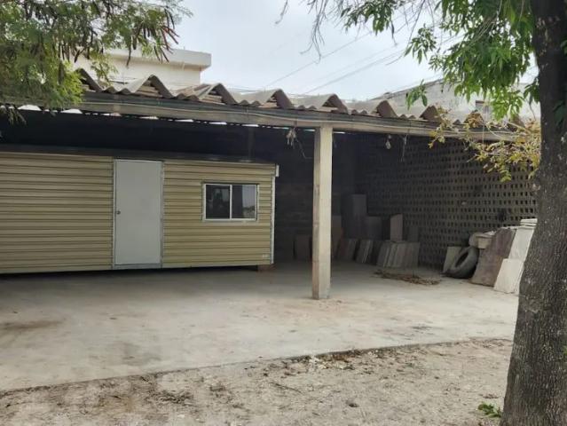 TERRENO Y OFICINA EN RENTA EN SANTA CATARINA, N.L